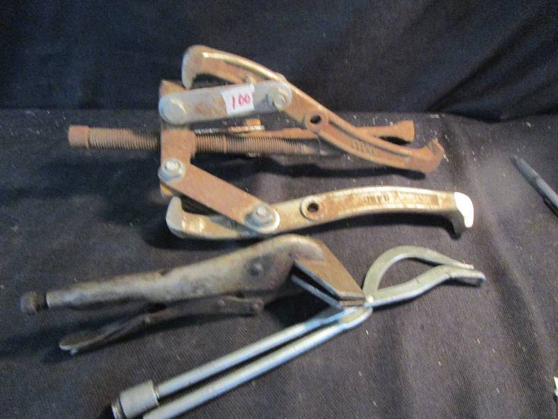 Pulley Puller and Various Tools