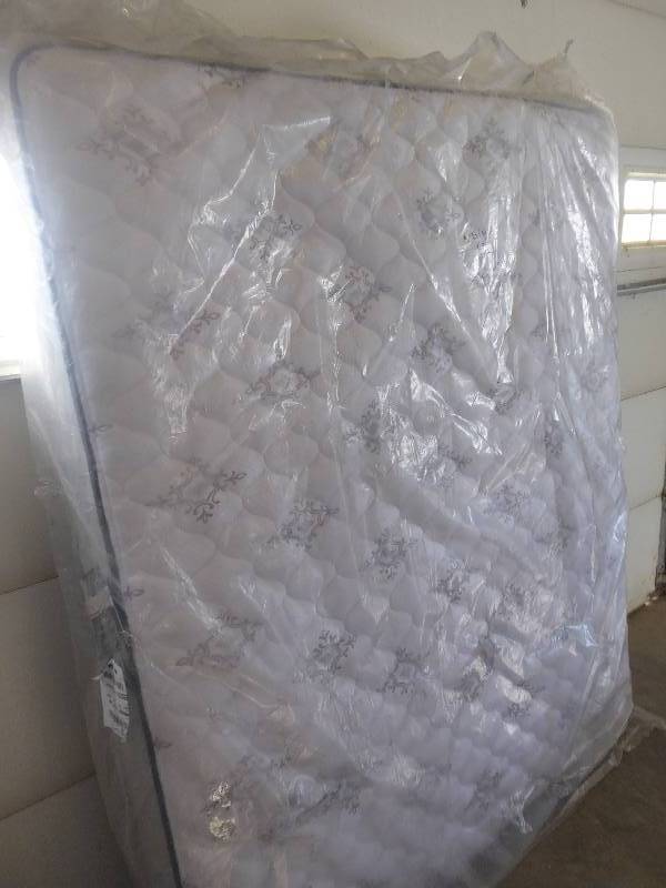 lot 8 image: Brand New Serta Perfect Sleeper Firm California King Mattress