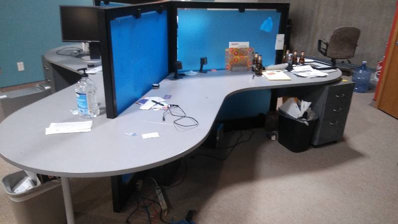 STEELCASE PANEL SYSTEM THREE PERSON WORKSPACE