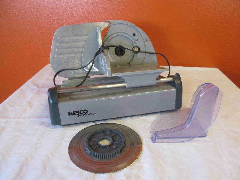 Nesco Professional meat slicer