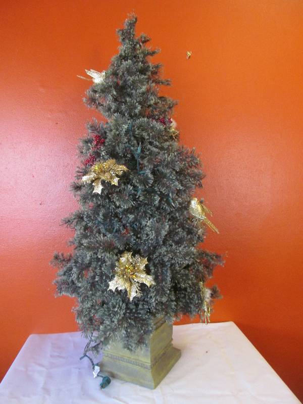 holiday tree