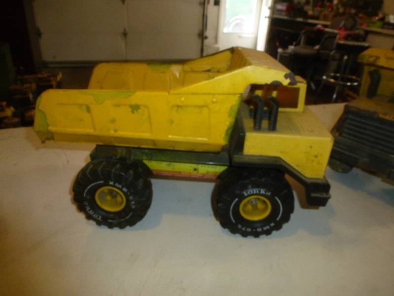 Tonka Trucks x 2
