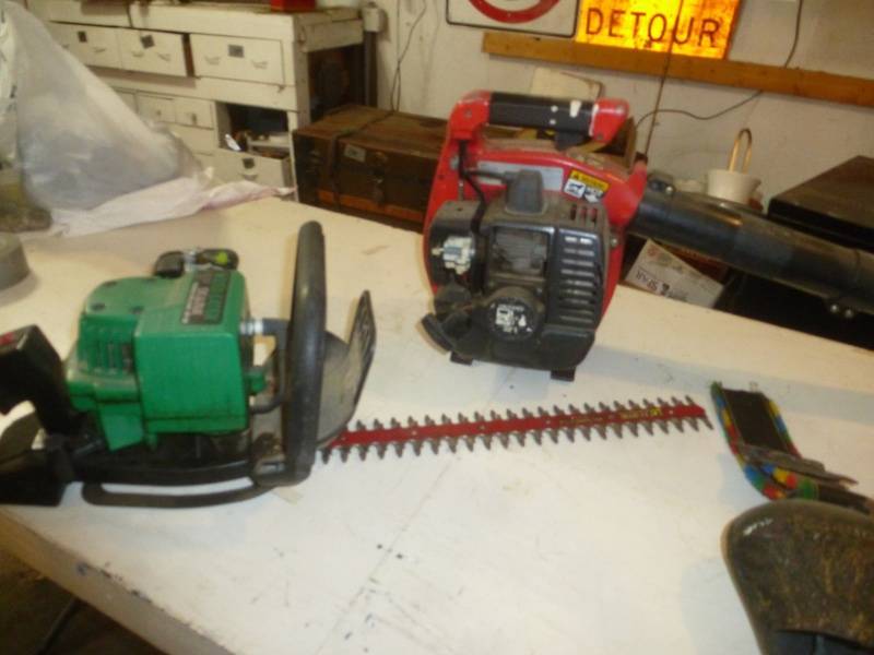 Gas Hedge Trimmer, Toro Leaf Blower