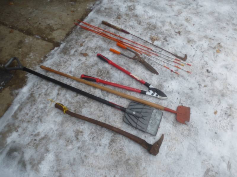 Yard Tools- Hedge Trimmer, Ice Chisel & More