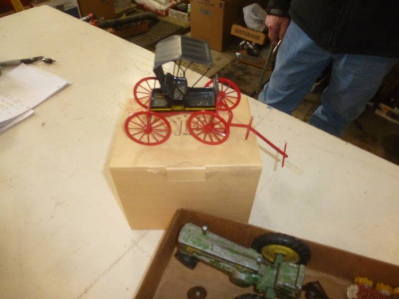 Die Cast John Deere Moline Horse Drawn Buggy, JD Tractor