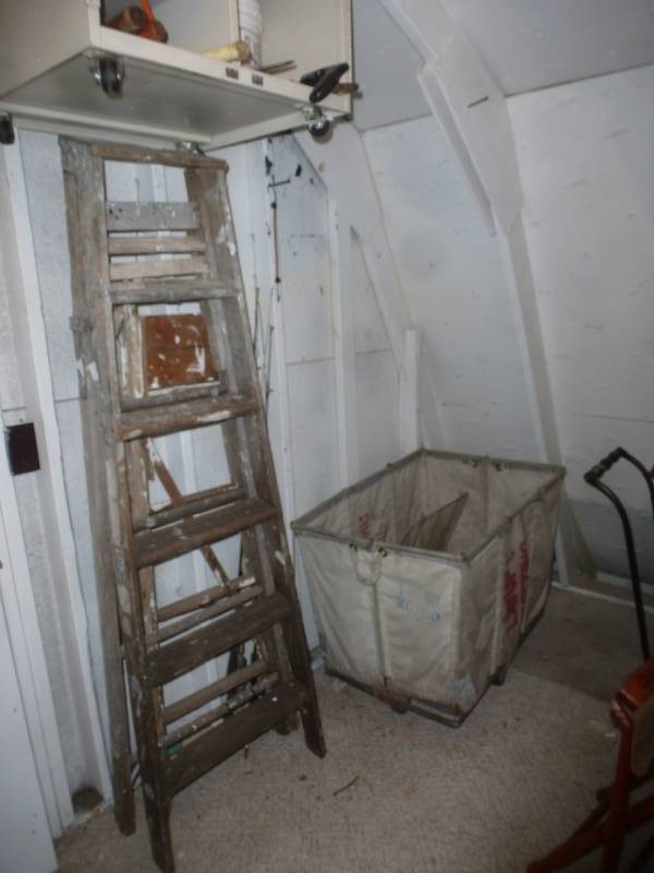 Wood Step Ladders & Laundry Bin