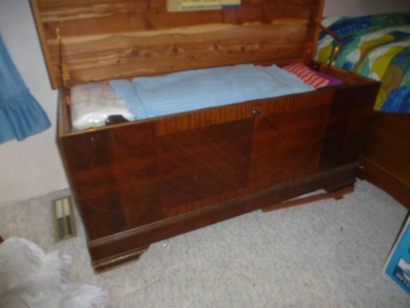 Casswell Runyan Antique Cedar Chest