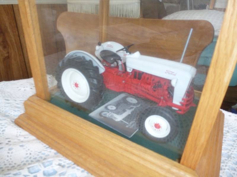 1950-1953 Ford Jubilee 116 Scale