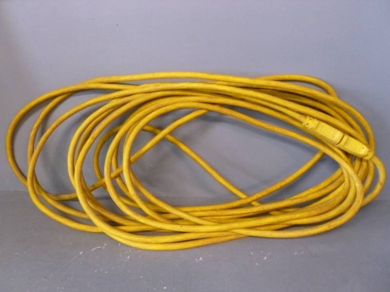 lot 10 image: Extension Cord