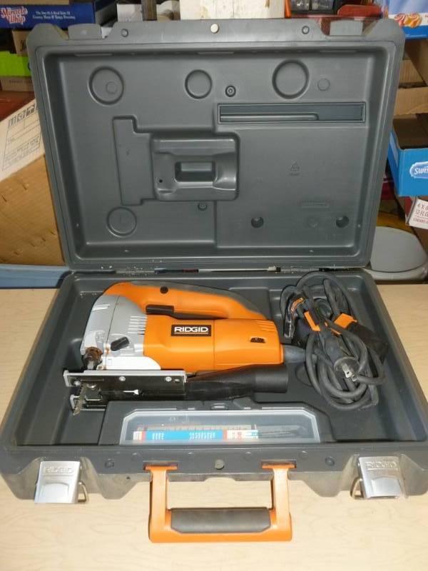 lot 16 image: Ridgid Jig Saw