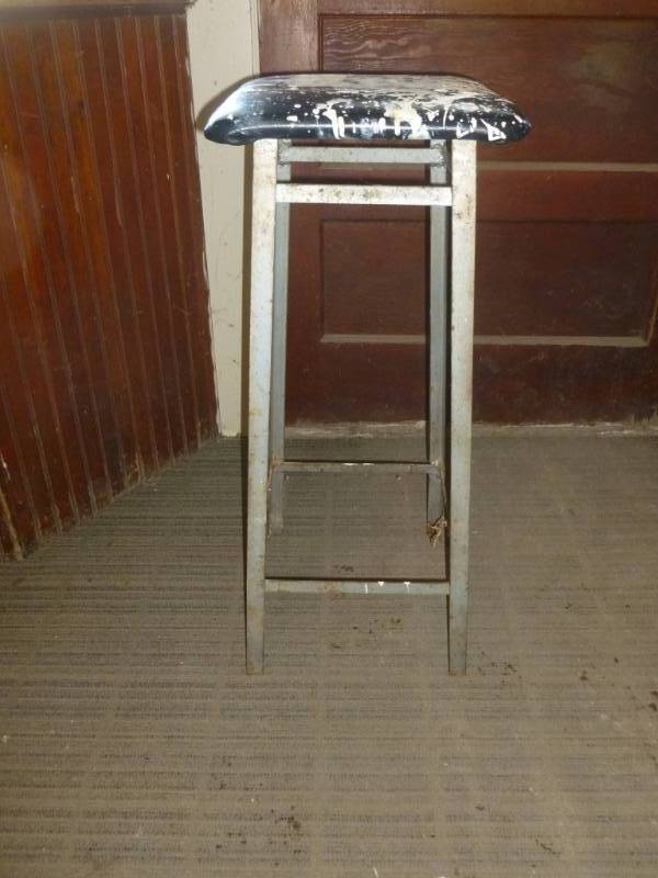 lot 19 image: Shop Stool