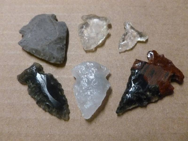 lot 111 image: Native American Arrowheads
