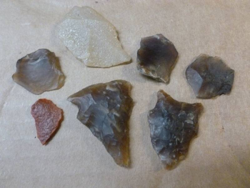 lot 155 image: Native American Arrowheads