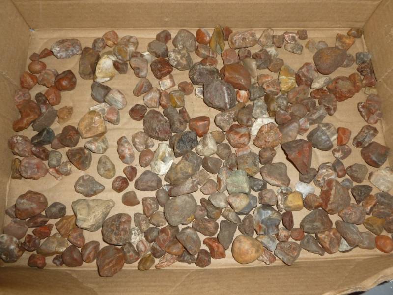 lot 161 image: Agates