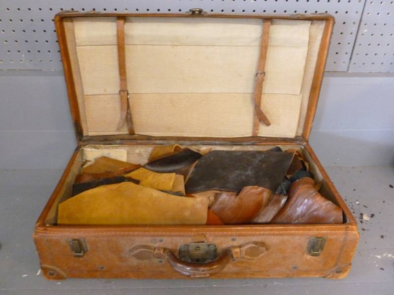 lot 241 image: Leather Pieces