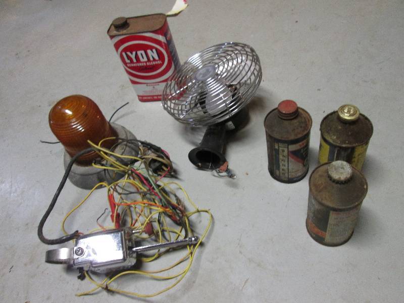 Vintage 12 Volt beacon, fan, signal...