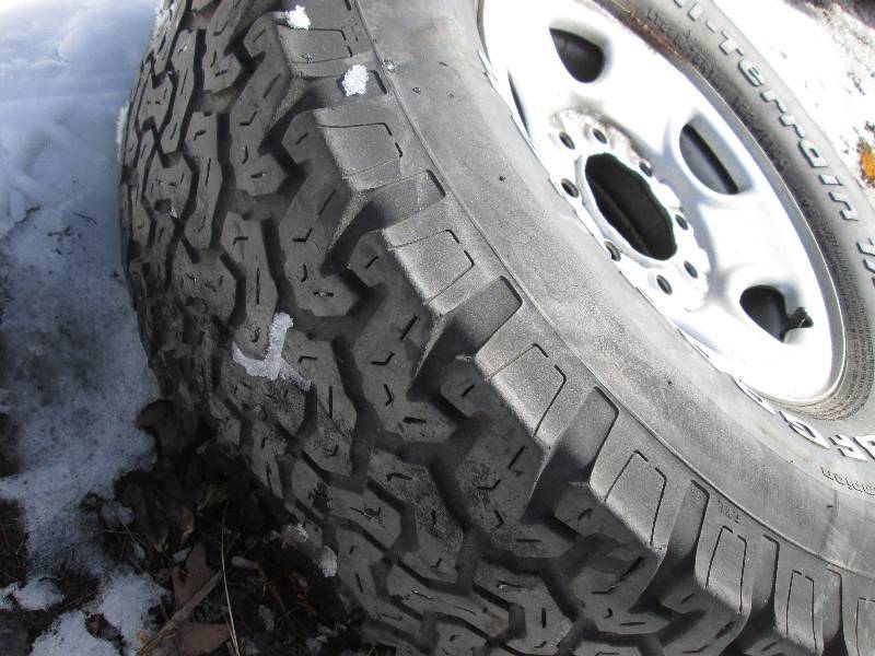 Spare tire 2002 Chevy 2500 or 3500...