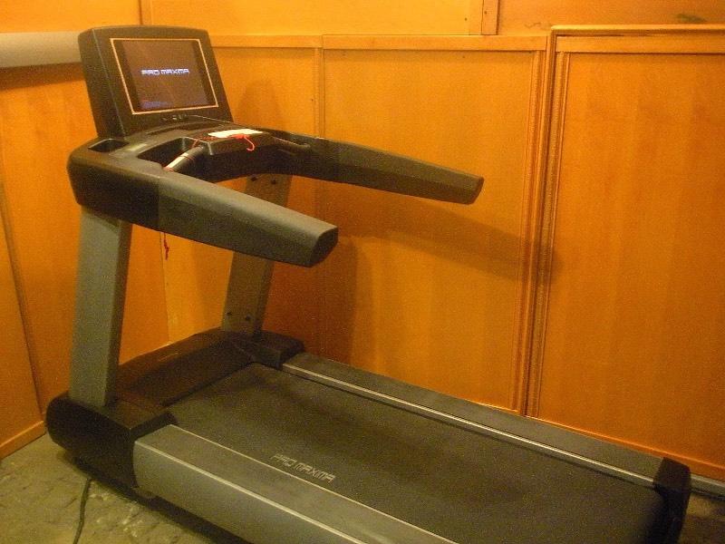 Maxima treadmill discount