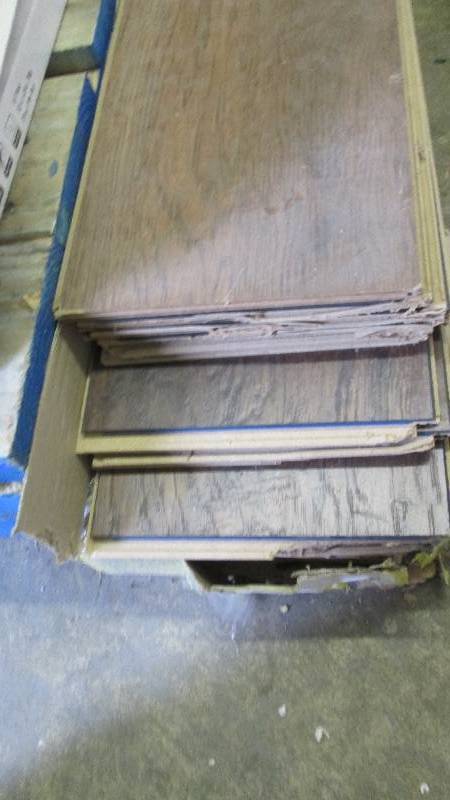 lot 7 image: 2 Cases Trafficmaster Hand scraped ...