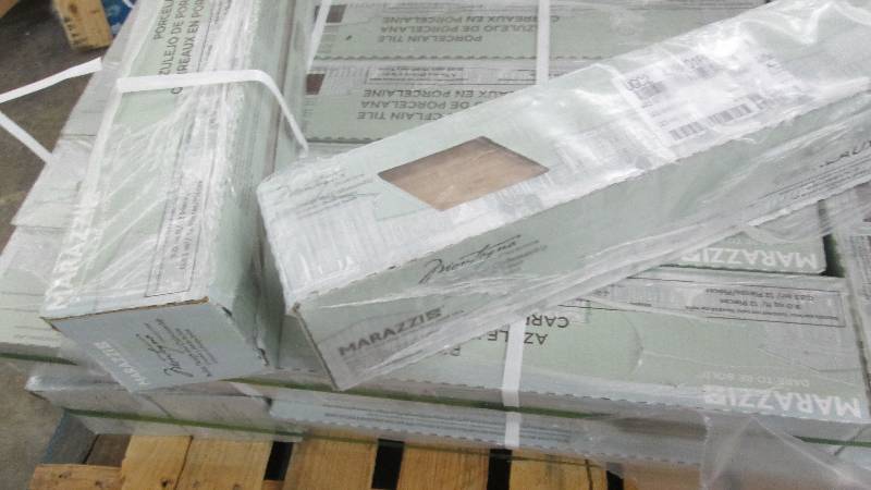 lot 34 image: 11 Cases Marazzi Montagna Soft Mapl...