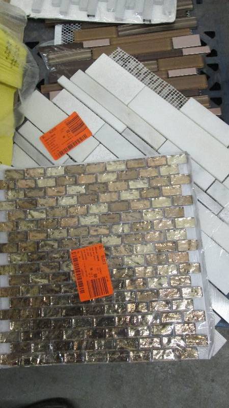 lot 72 image: 4 Sheets of Assorted Decorative Til...