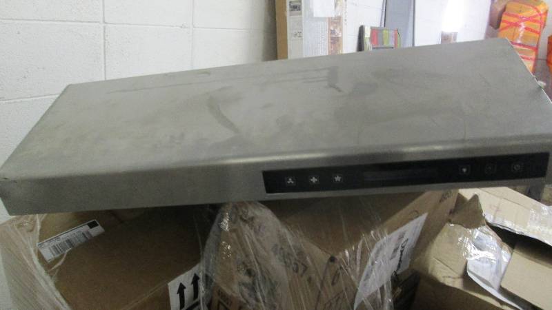 lot 98 image: Stainless Range Hood open box...