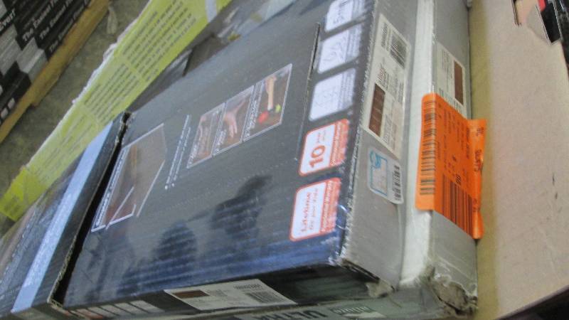 lot 104 image: 2 Cases TrafficMaster Allure Ultra ...