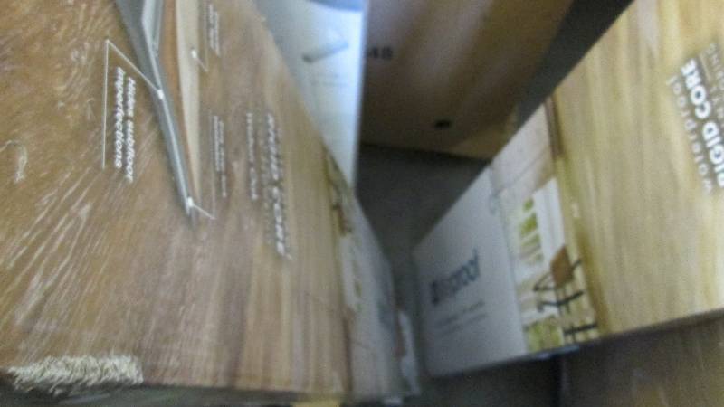 lot 107 image: 2 Cases LifeProof Multi-Width x 47....