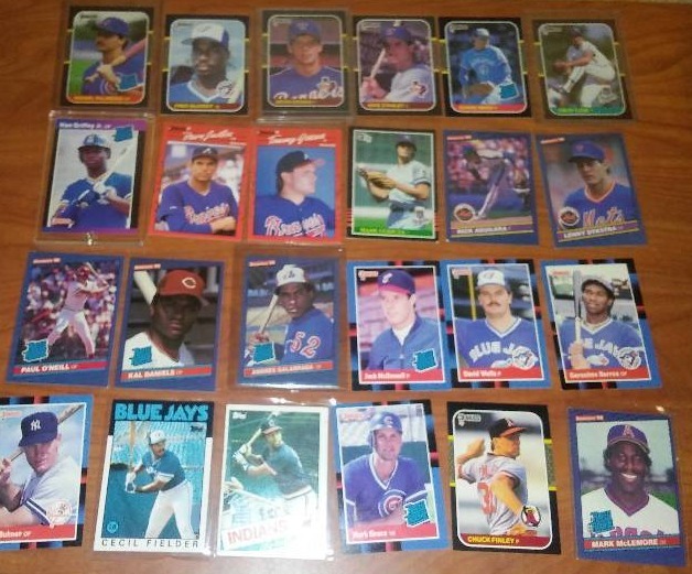 lot 20 image: 24 Rookie Cards  Carter, Grace, Finley, Griffey, Galarraga.