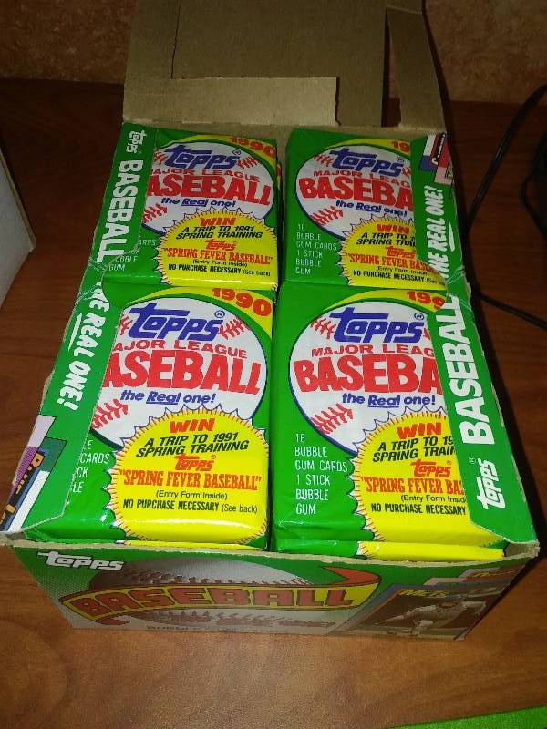 lot 44 image: 1990 Topps MLB, Baseball, 36 count wax packs.