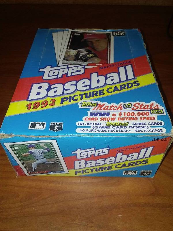 lot 49 image: 1992 Tops MLB Baseball box of 36 wax packs all sealed.