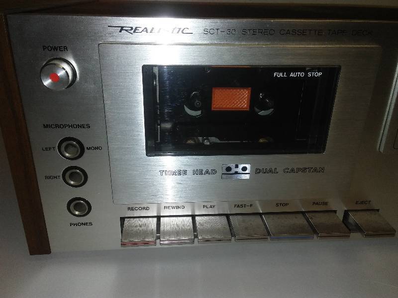 Realistic SCT- 30 Stereo Cassette Tape Deck Recorder