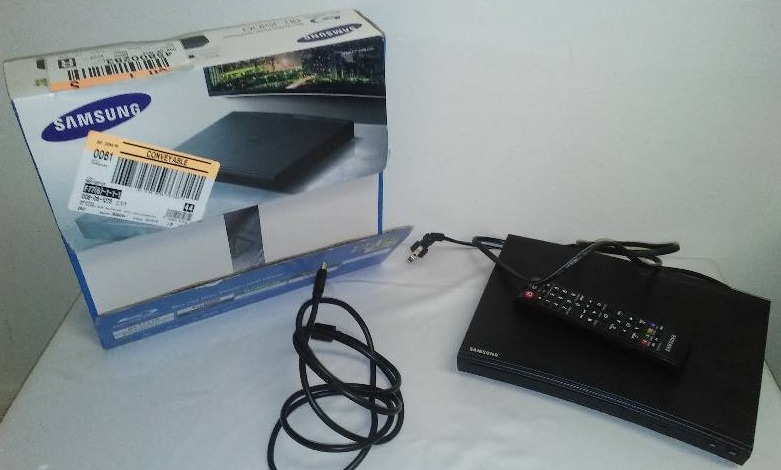 Samsung Blue Ray, BD-J5100, previously owned