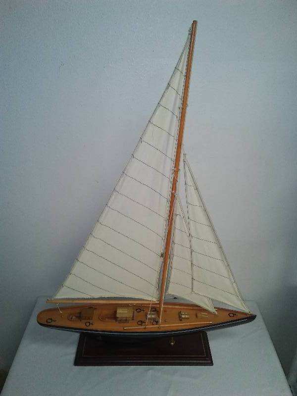 Sailboat Dcor 24 x 35 in.