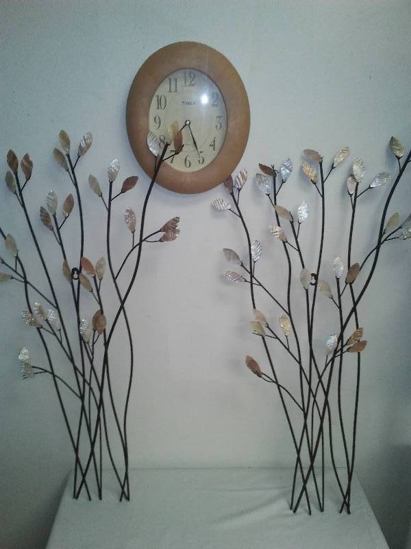 Wall Dcor (3) Clock, wrought iron branches with abalone shell leaves (36 in.)