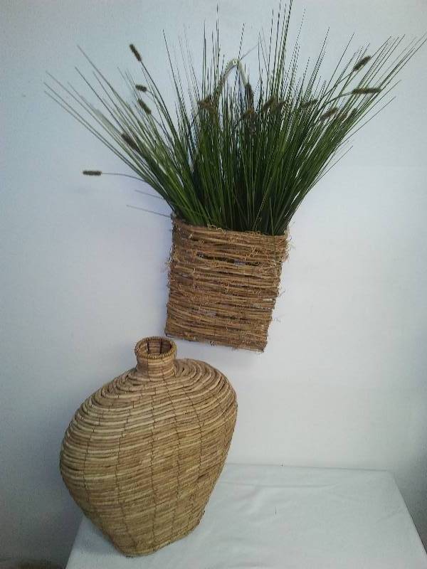 Wall Pocket, Vase 18 in., Reed