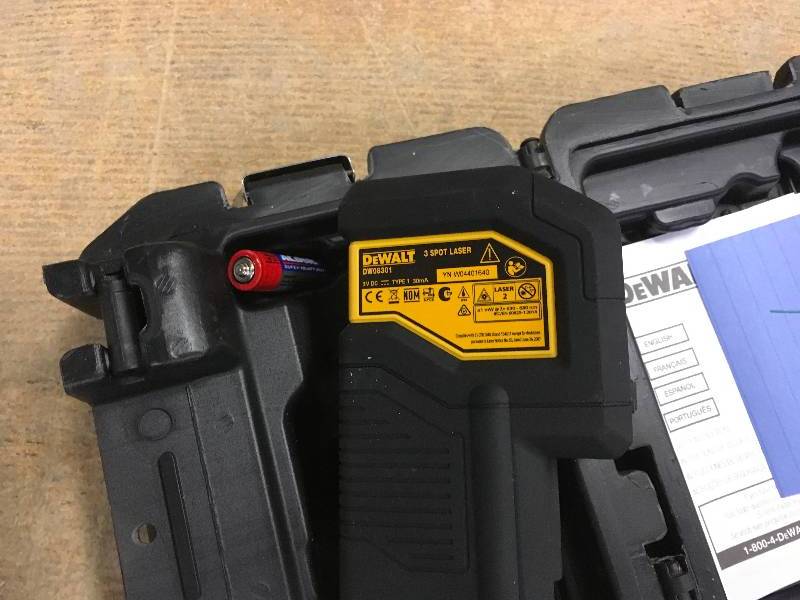 DeWalt 3 Spot Laser Level used in working condition