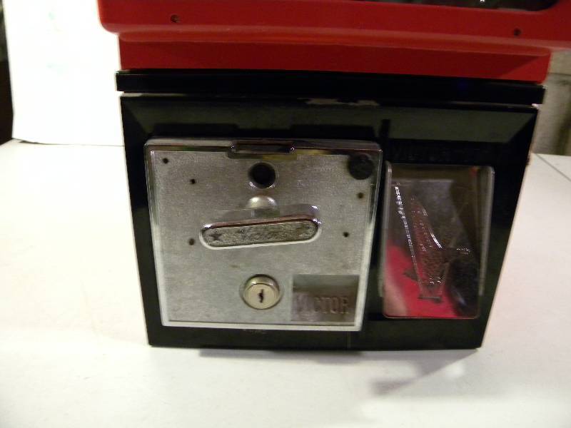Victor Vending Machine
