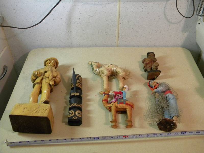 Collectible Dolls & Carvings