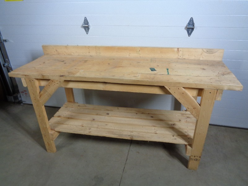 lot 15 image: Large Wood Workbench