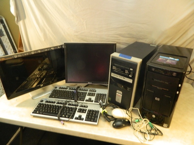 lot 118 image: HP and Compaq Computers