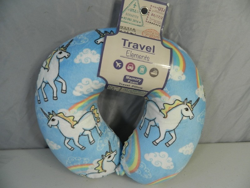 lot 7 image: New Memory Foam Travel Neck Pillow