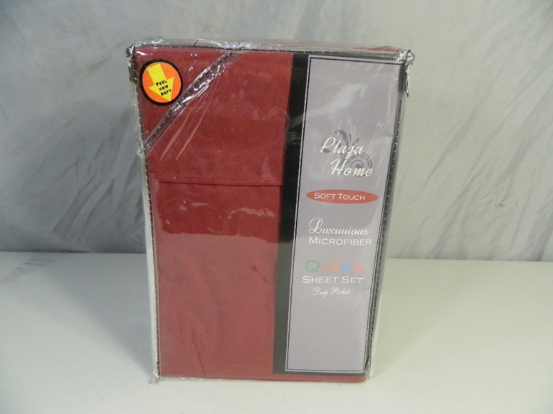 lot 9 image: New 4 Pc Queen Sheet Set