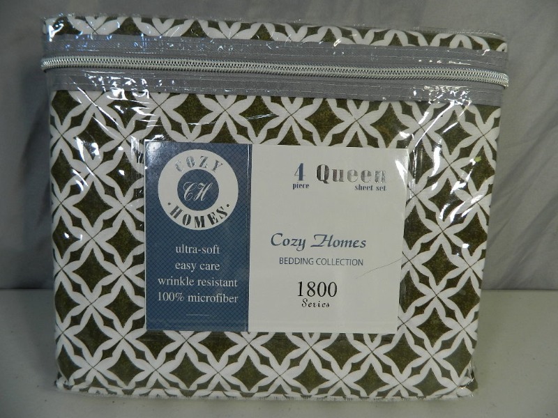 lot 23 image: New 4 Pc Queen Sheet Set