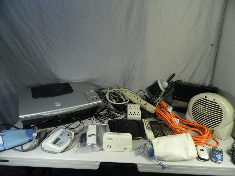 lot 65 image: Assorted Electronics