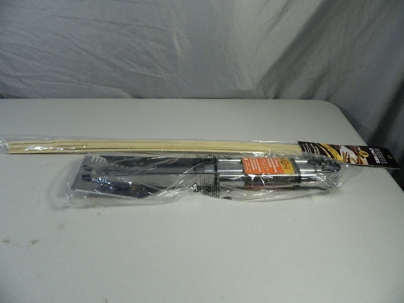 lot 74 image: New BBQ Items