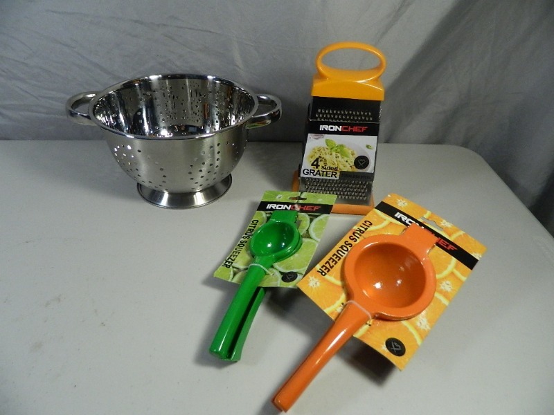 lot 78 image: New Kitchen Items