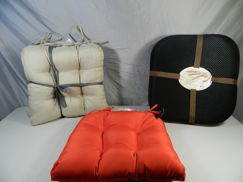 lot 87 image: 5 New Chair Cushions