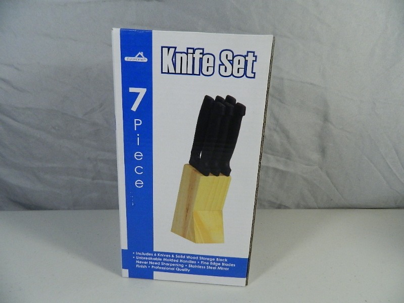 lot 92 image: New 7 Pc Knife Set