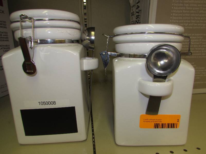 lot 1 image: 2 PC CANISTER SET, MSRP $24.99